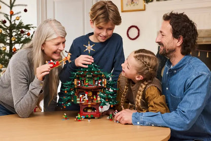Family Christmas Tree Decoration