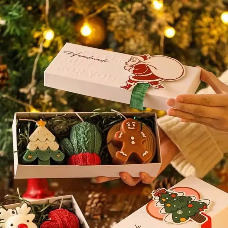 Christmas Gift Set with Scented Candle and Christmas Tree Ornaments - Holiday Gift