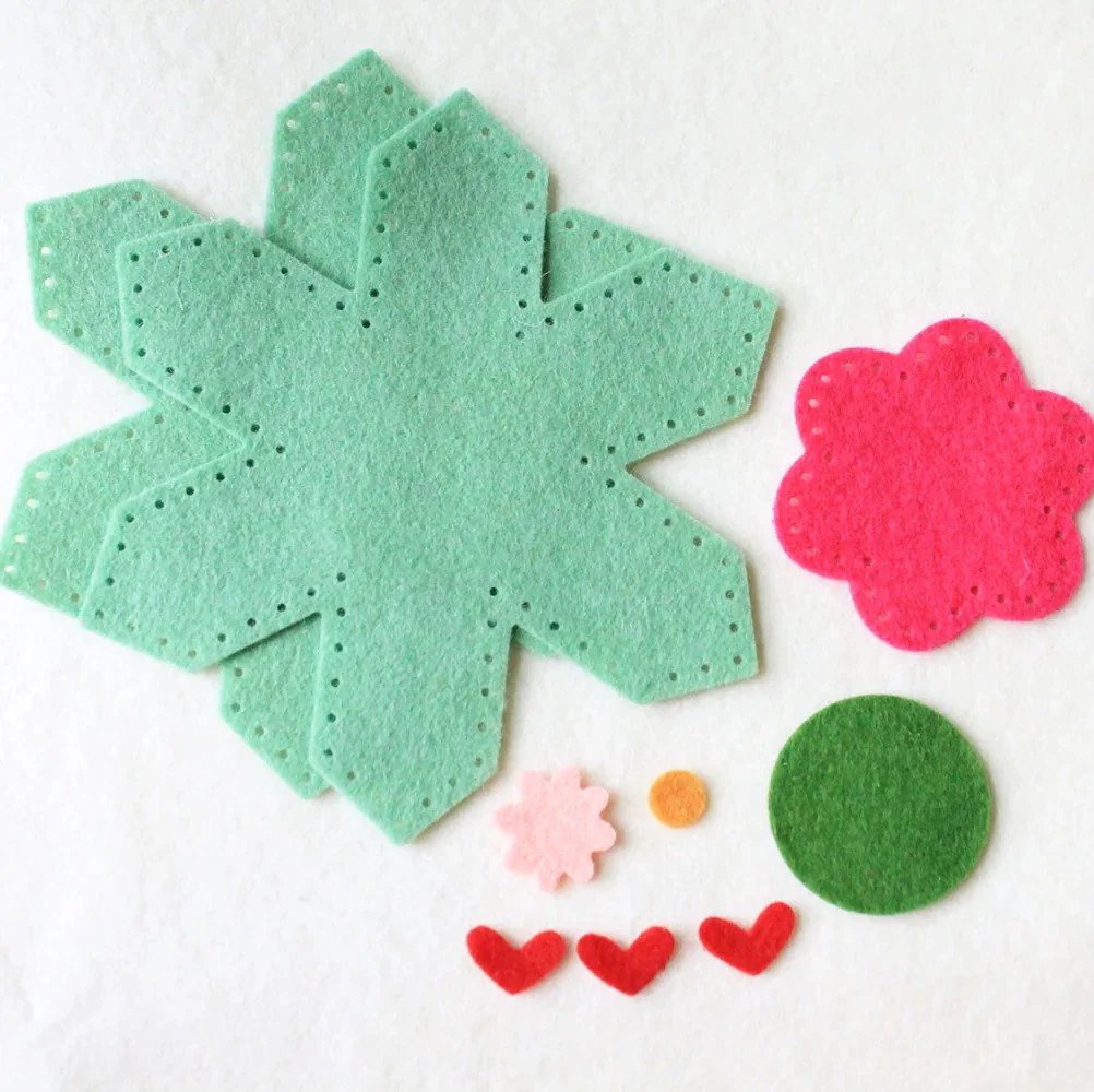 🎄50K+ SOLD! 🎁✨Christmas Snowflake Felt Ornament/Ornament Kit