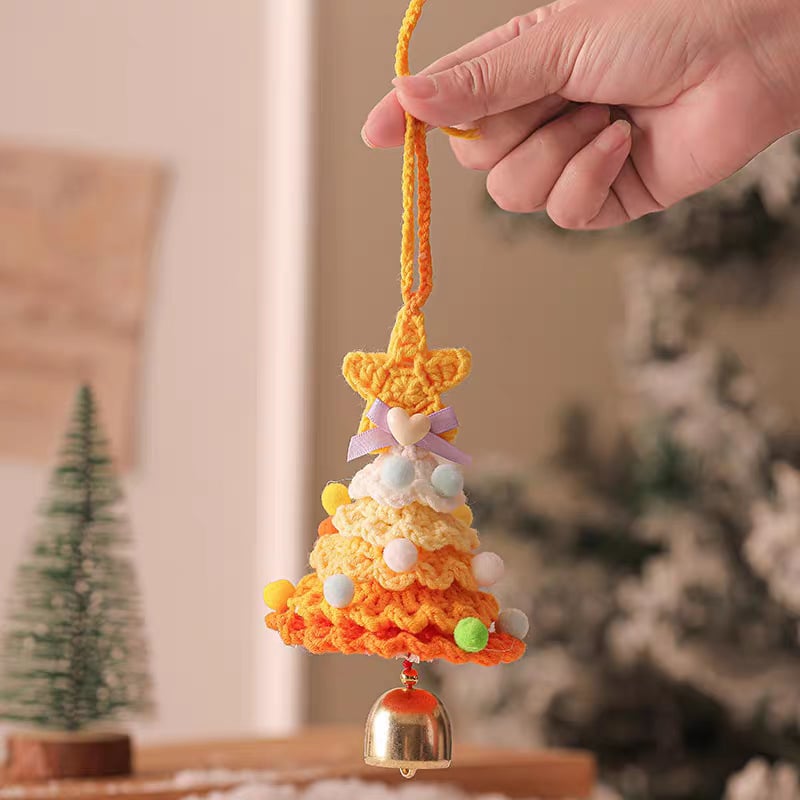 🎄Tiny Handmade Christmas Tree – Cozy Ornament & Heartfelt Holiday Gift