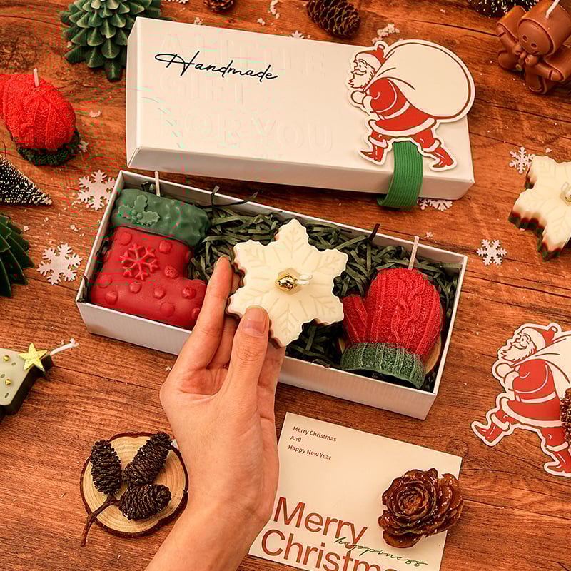 Christmas Gift Set with Scented Candle and Christmas Tree Ornaments - Holiday Gift