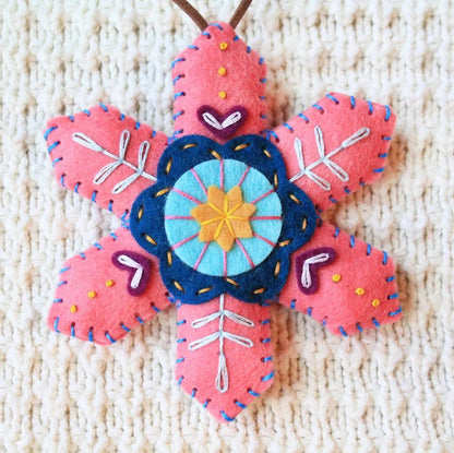 🎄50K+ SOLD! 🎁✨Christmas Snowflake Felt Ornament/Ornament Kit