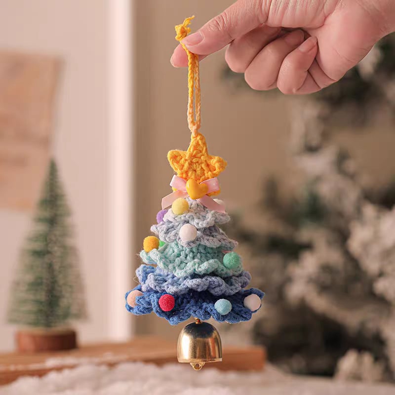 🎄Tiny Handmade Christmas Tree – Cozy Ornament & Heartfelt Holiday Gift